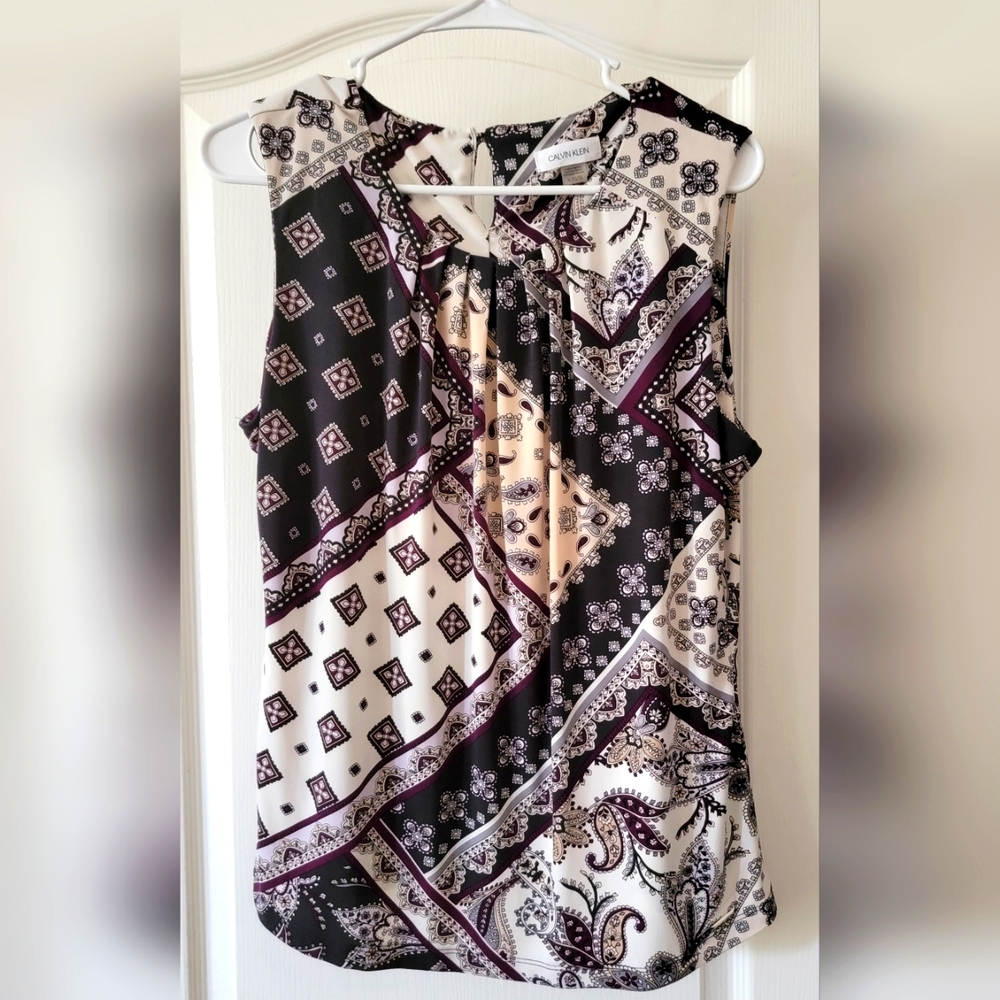 Women's Sleveless Top